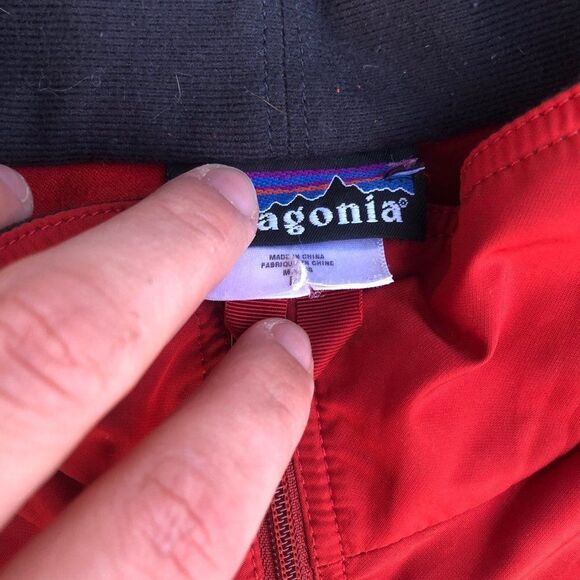 Rare patagonia jacket medium red - Picture 14 of 14
